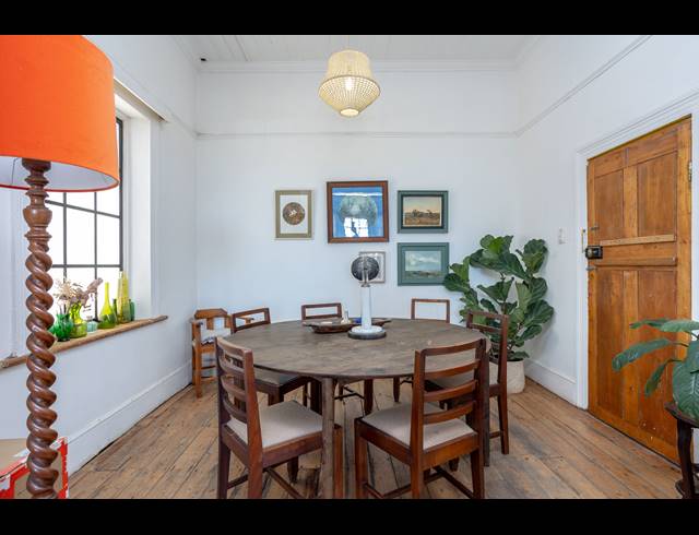 4 BEDROOM FREEHOLD SOLD IN WALMER ESTATE